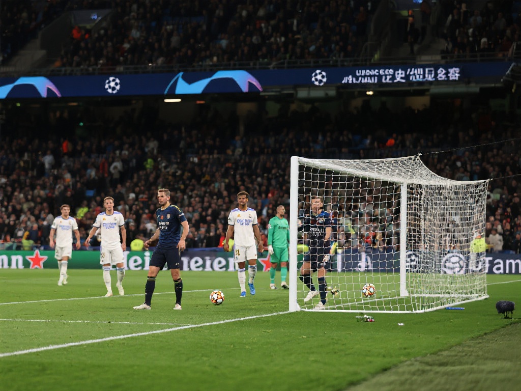 每一届欧冠无不充满悬念 但这样激烈且进球