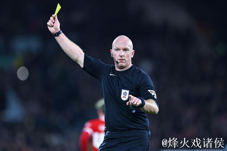 英超第17轮裁判名单：布鲁克斯执法热刺战利物浦，奥利弗担任曼联比赛裁判