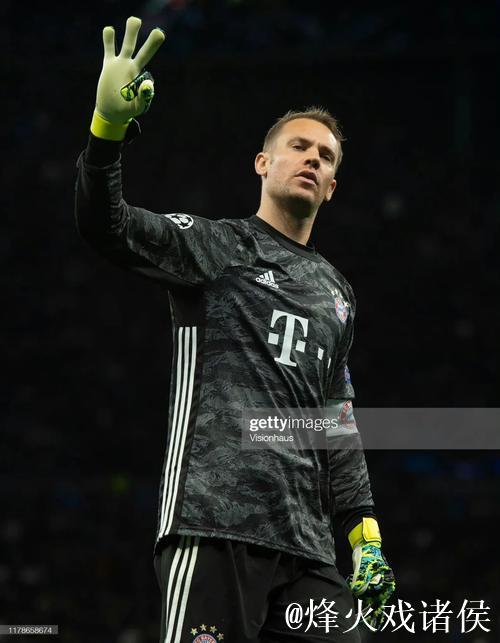 佩雷茨：诺伊尔堪称史上最佳门将；我的初衷是