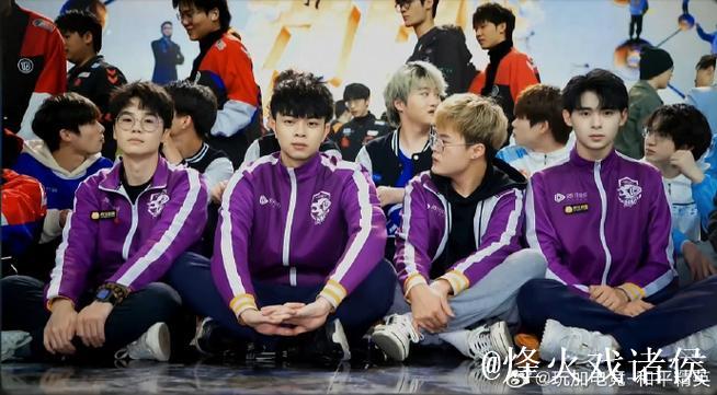 PEL独家迷你剧〈电竞满级天才0分惊人开场〉定档12月18日！